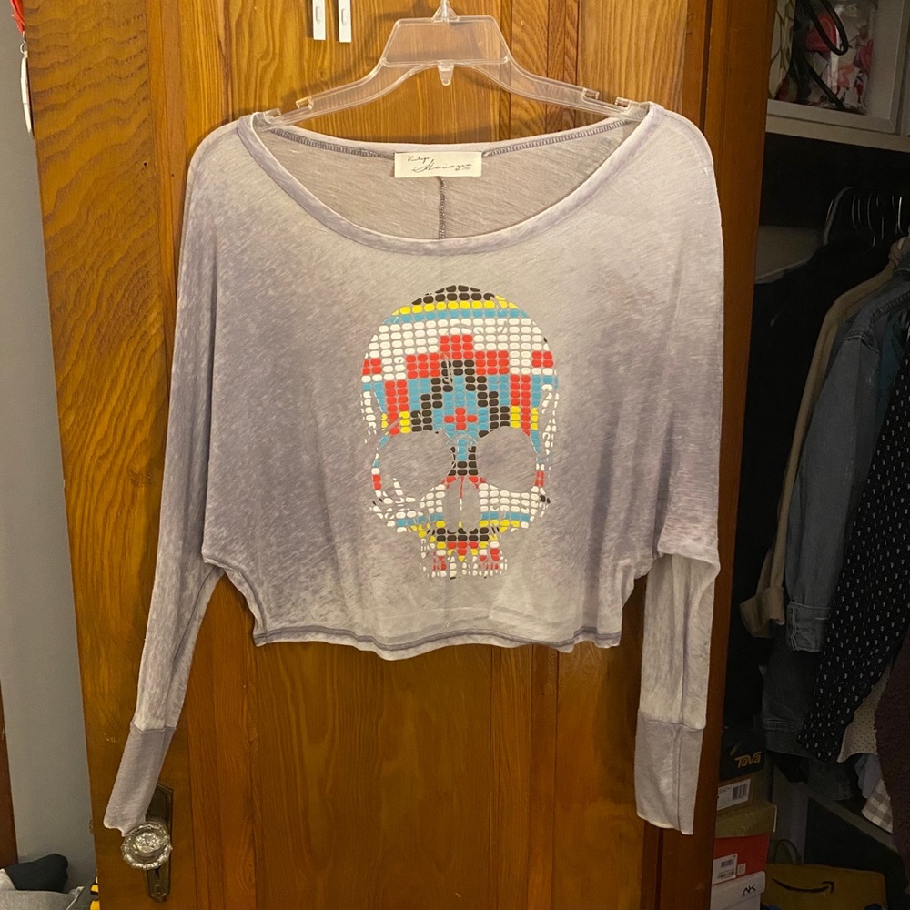 Skull crop top